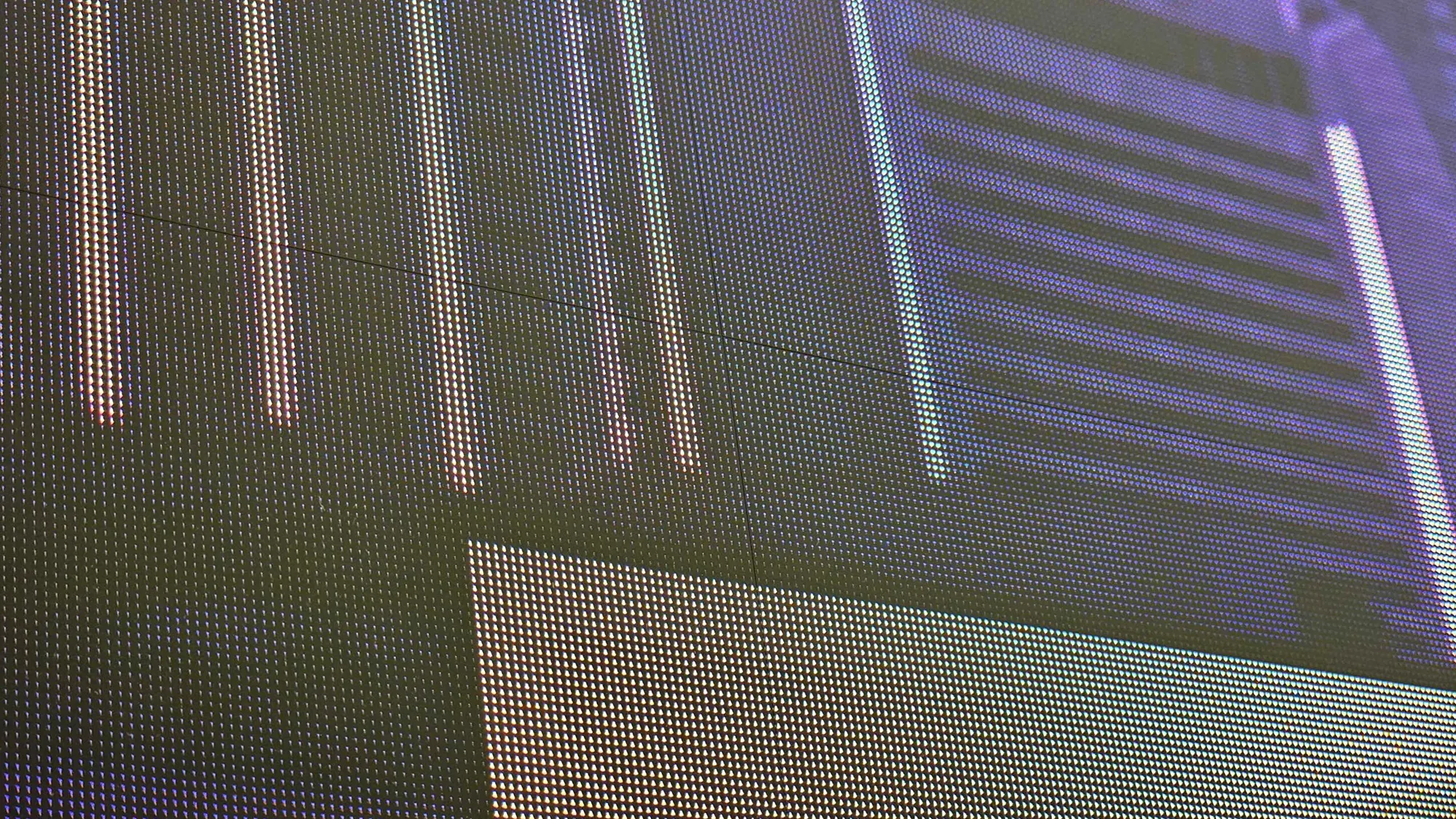 Гигантский 600-дюймовый телевизор Samsung The Wall MicroLED TV